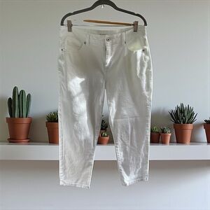 Style&Co. curvy capri, size 14, worn twice, but I didn’t like the high waist
